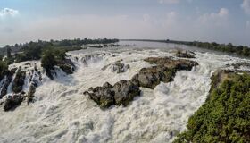 Begin your visa-prepared day with Laos’s tranquil ambiance